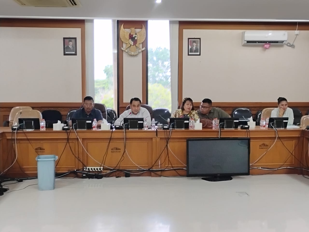 Pansus Sawit DPRD Kutai Barat Dorong Kewajiban Plat Lokal untuk Kendaraan Perusahaan
